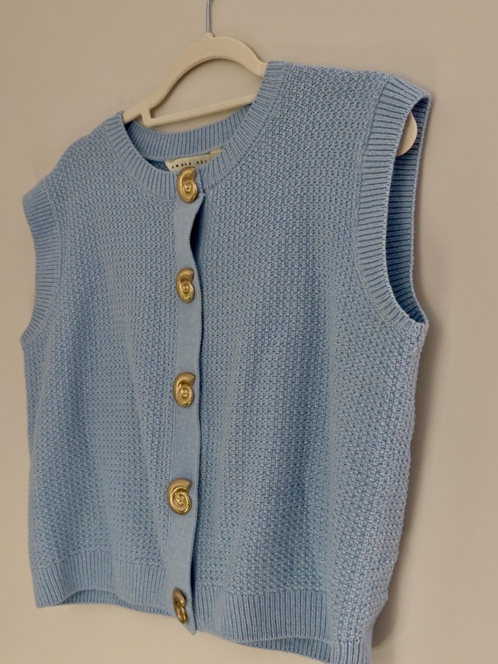COASTAL KNIT SWEATER VEST- Light Blue Size 16/XL